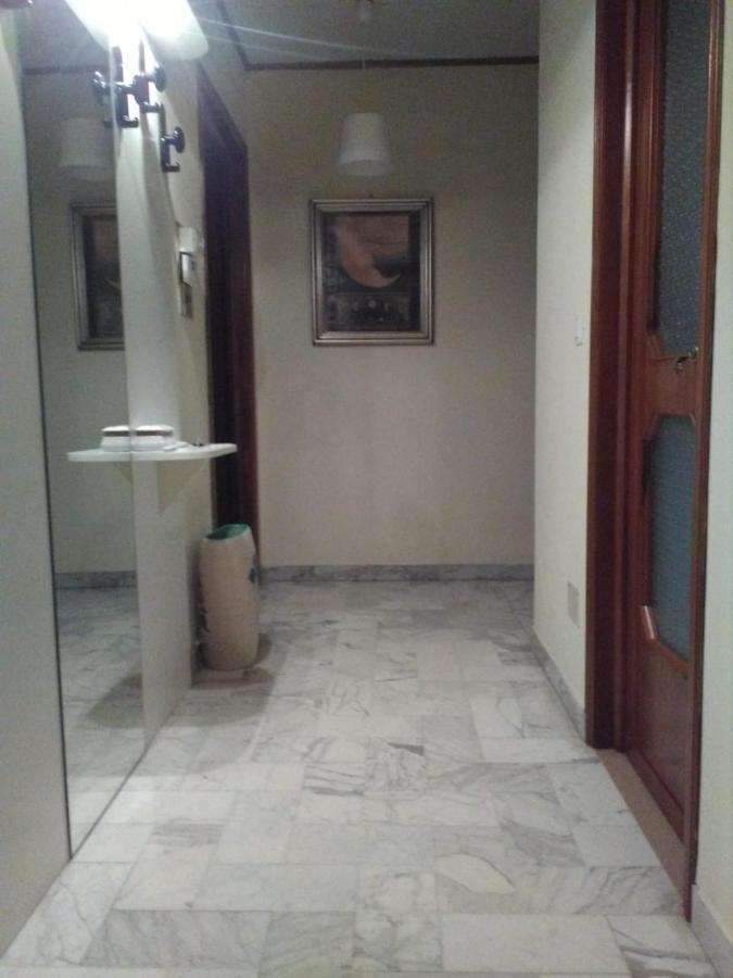 Valter Apartment Пиетра Лигуре Екстериор снимка